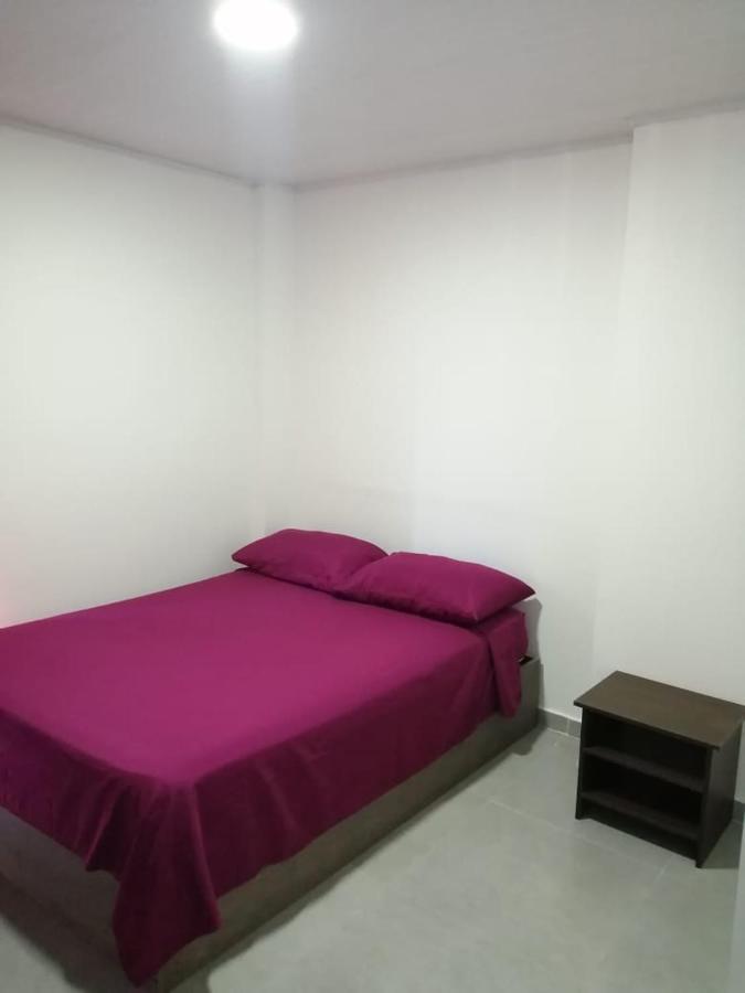 Apartamentos Hermanos Morales Merino San Andrés 外观 照片