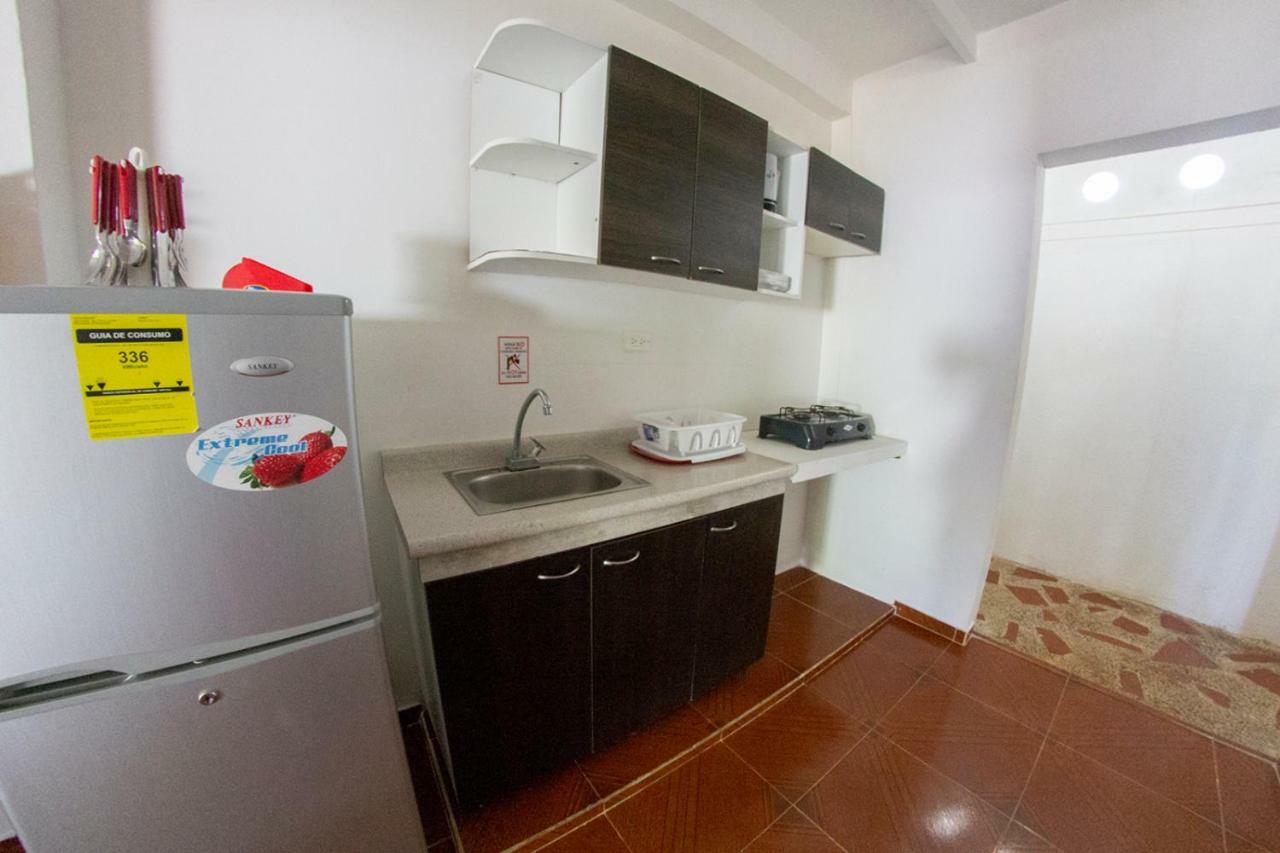 Apartamentos Hermanos Morales Merino San Andrés 外观 照片